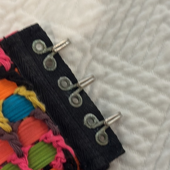 Beach Bunny Multicolor Bandeau Swim Top - Picture 9 of 10